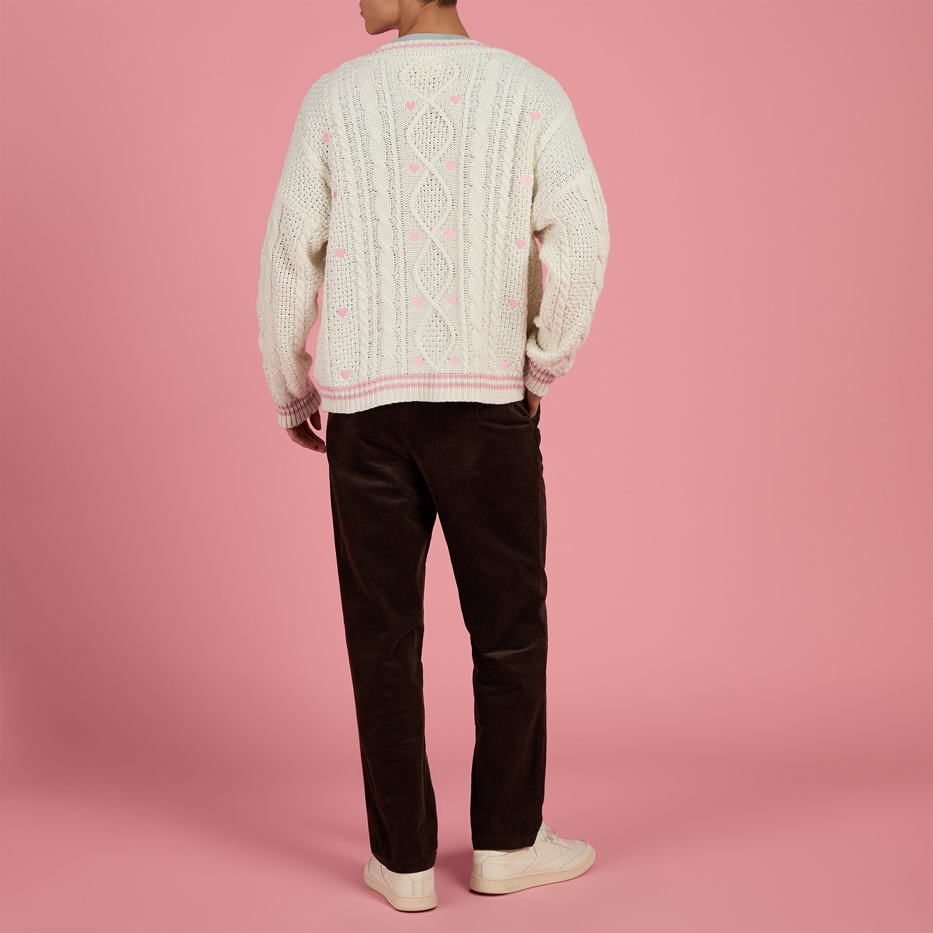 Lover Album Cardigan M/L model image back