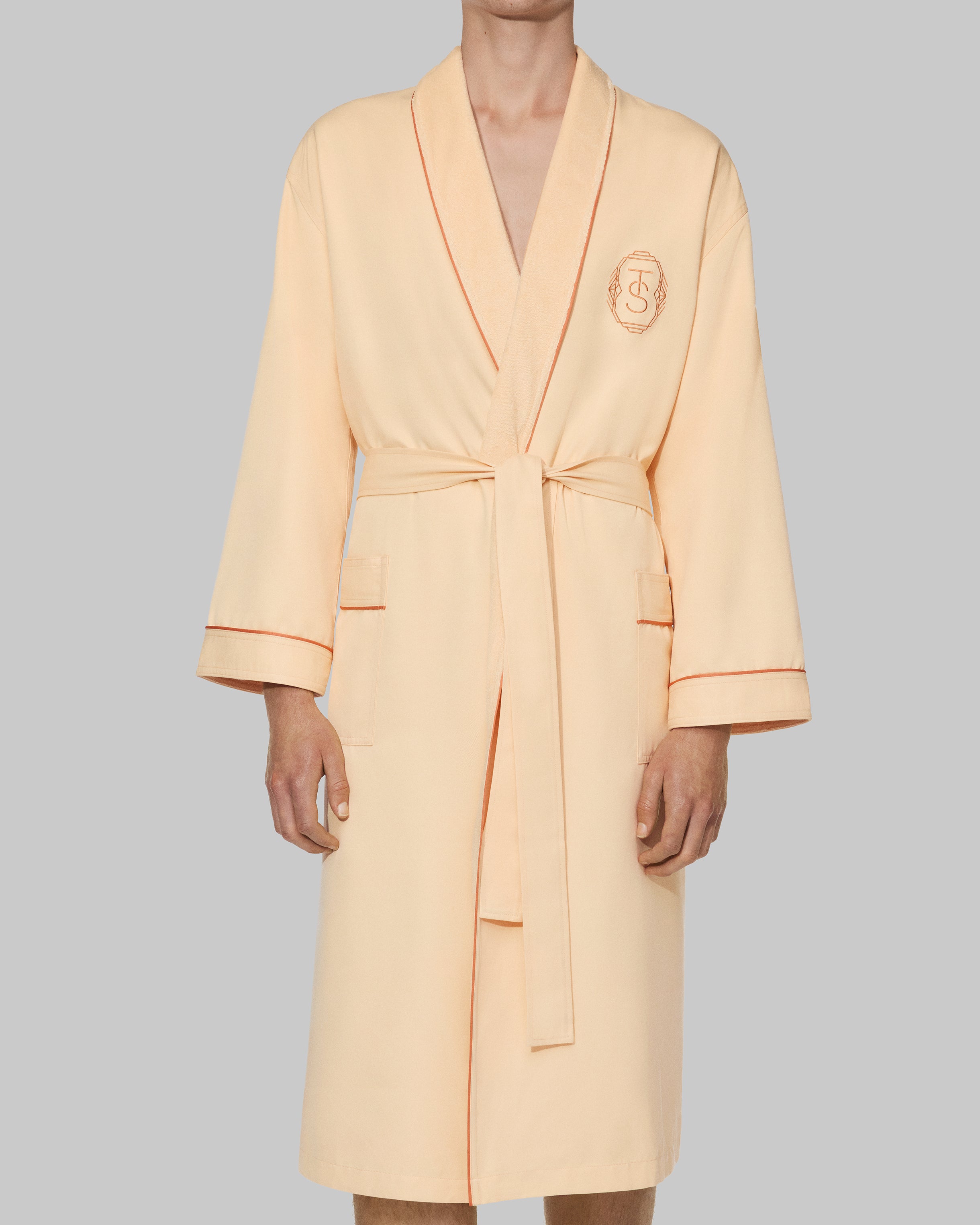 The Life of a Showgirl Bathrobe M/L Model front