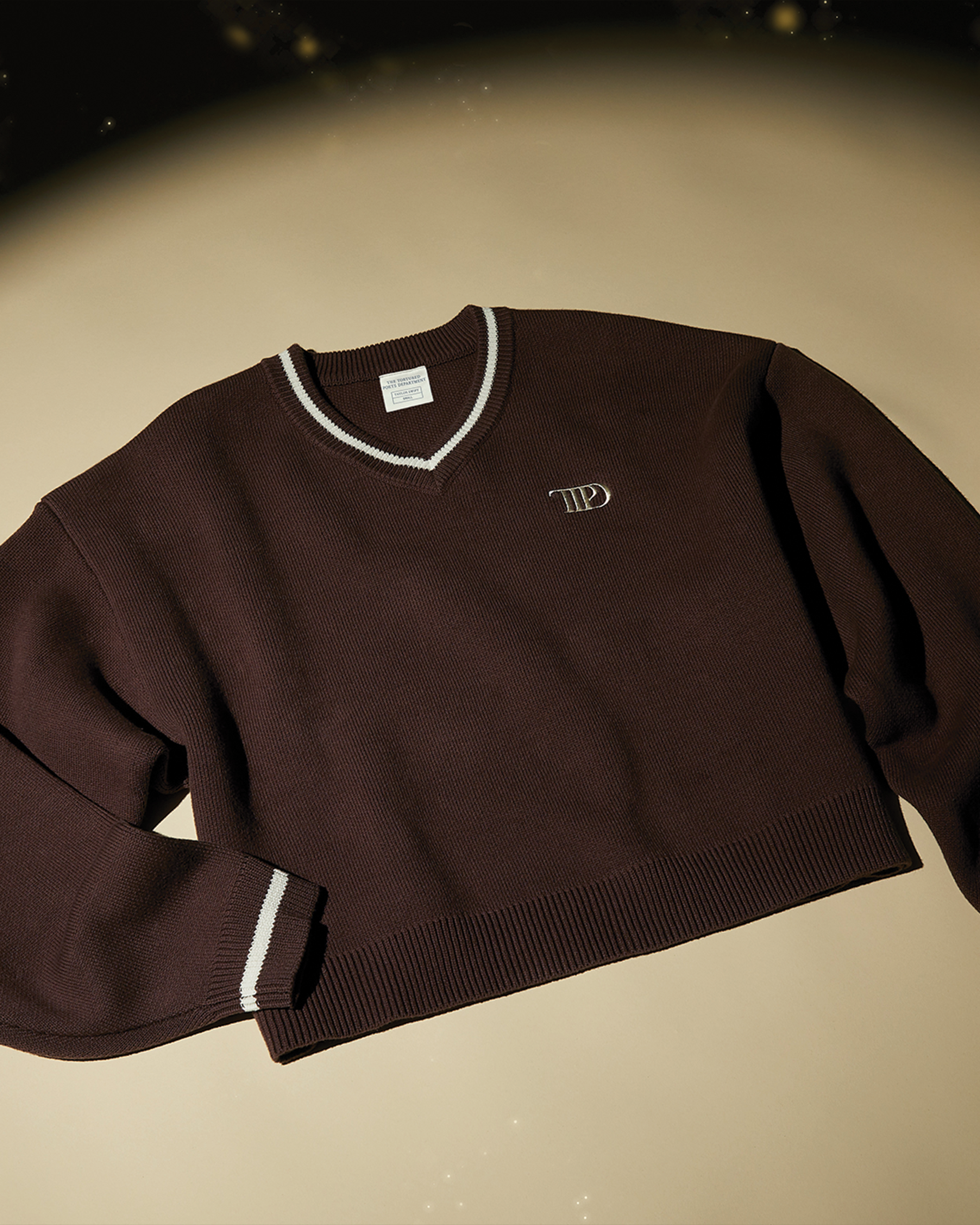 TTPD V-Neck Cropped Sweater editorial front