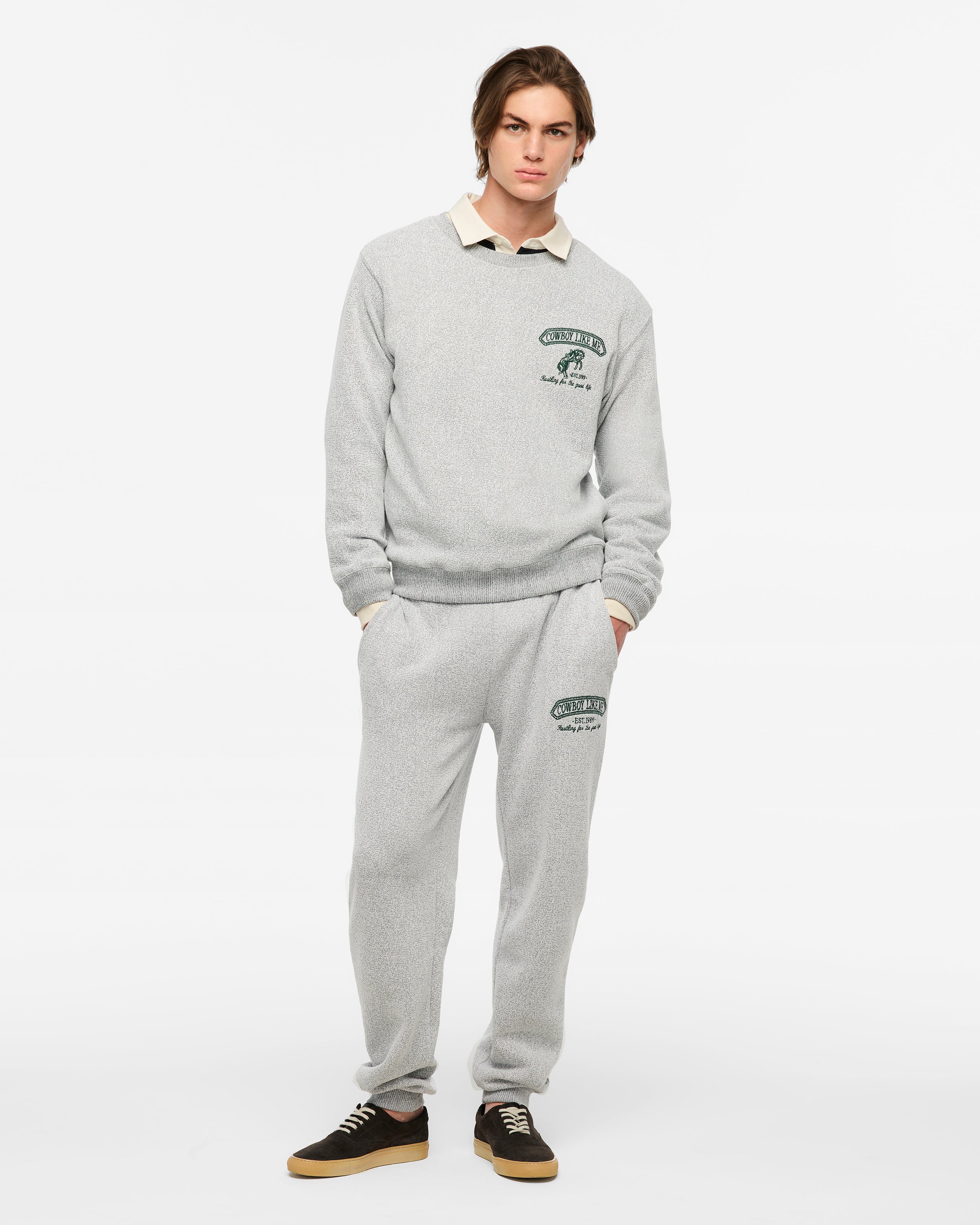 Cowboy Like Me Crewneck L model full length