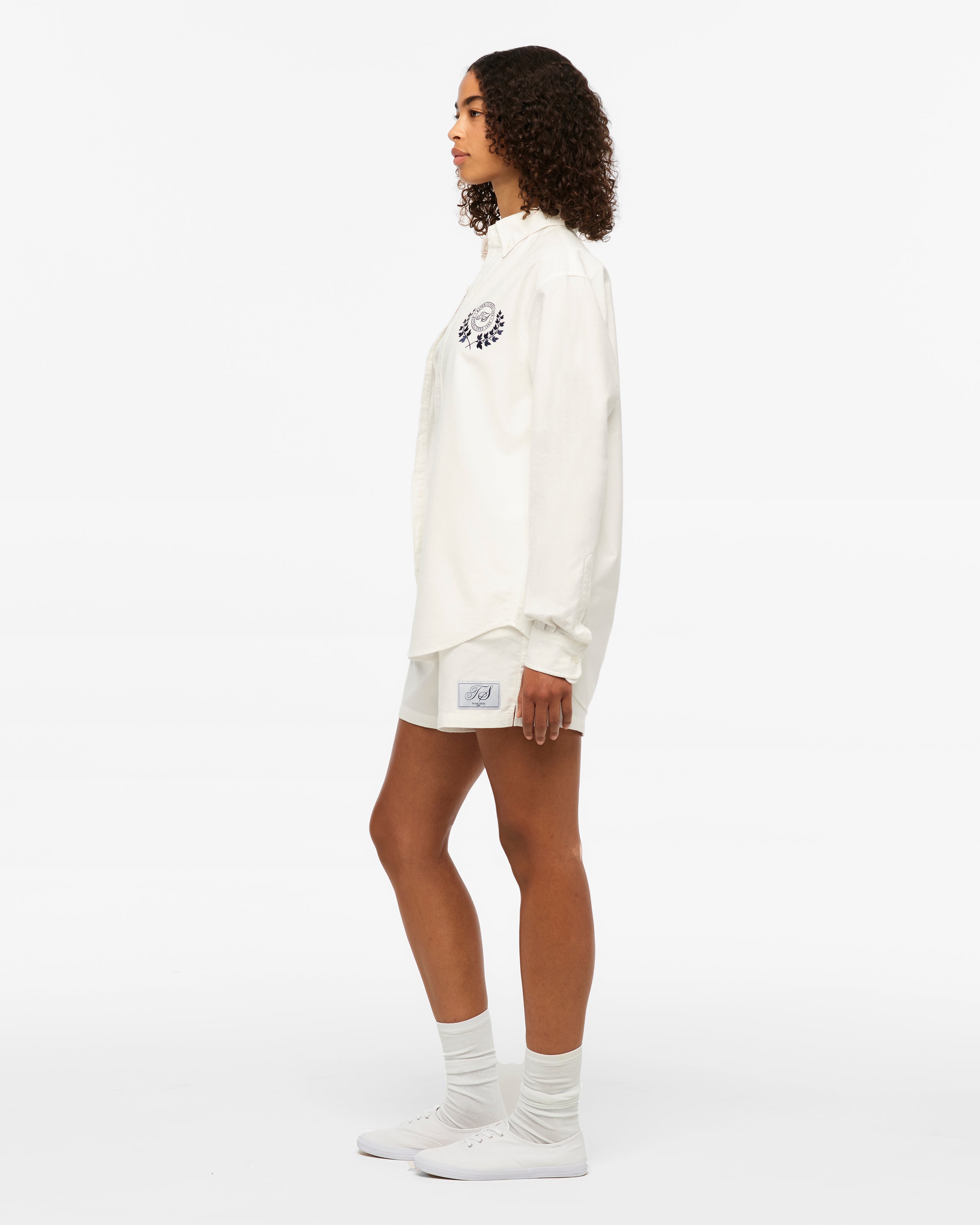 TS Crest White Oxford Shirt S model side
